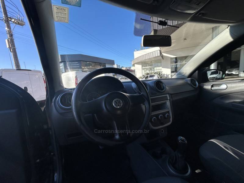 VOLKSWAGEN - SAVEIRO - 2013/2013 - Azul - R$ 50.000,00