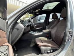 BMW - 320I - 2022/2023 - Cinza - R$ 280.000,00