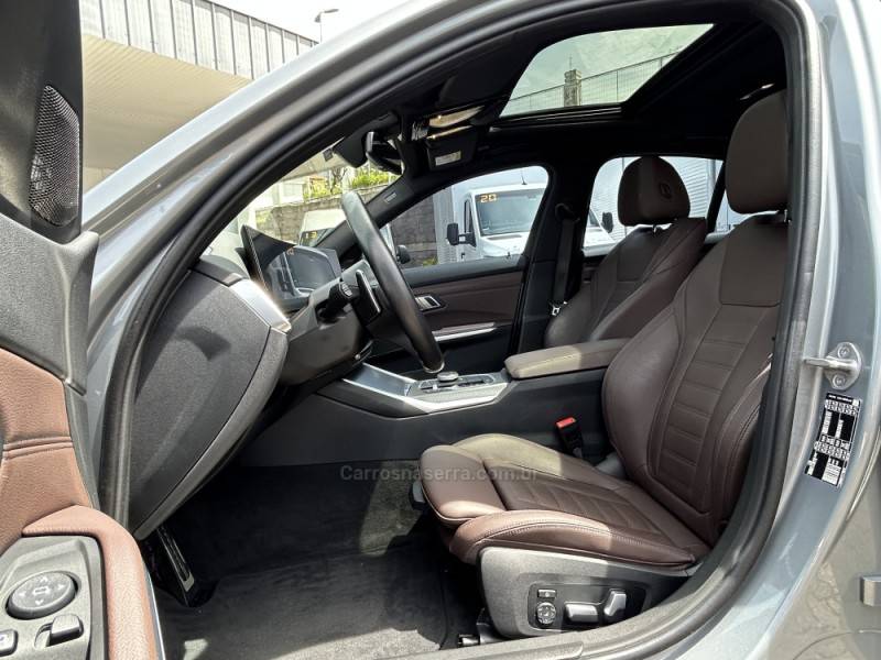 BMW - 320I - 2022/2023 - Cinza - R$ 280.000,00