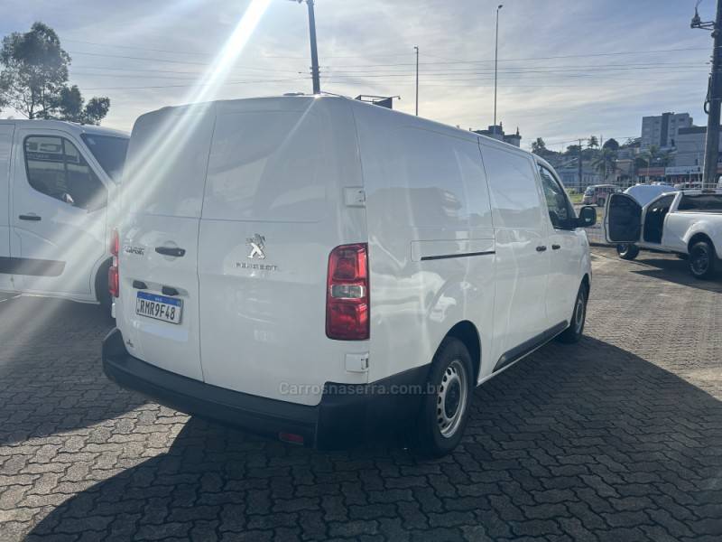 PEUGEOT - EXPERT - 2020/2021 - Branca - R$ 135.000,00