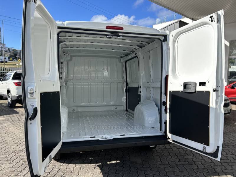 FIAT - DUCATO - 2020/2021 - Branca - R$ 170.000,00