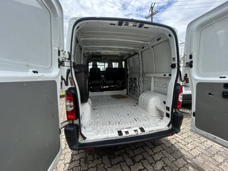 RENAULT - MASTER - 2011/2011 - Branca - R$ 80.000,00