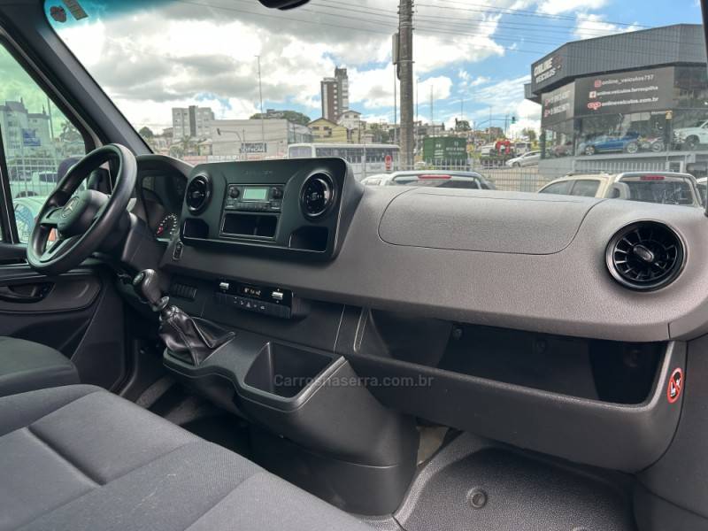 MERCEDES-BENZ - SPRINTER - 2021/2022 - Branca - R$ 220.000,00