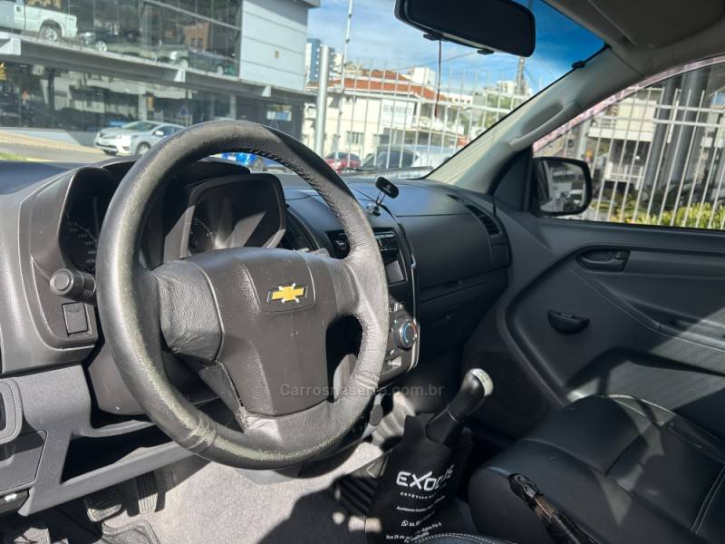 CHEVROLET - S10 - 2013/2013 - Branca - R$ 95.000,00