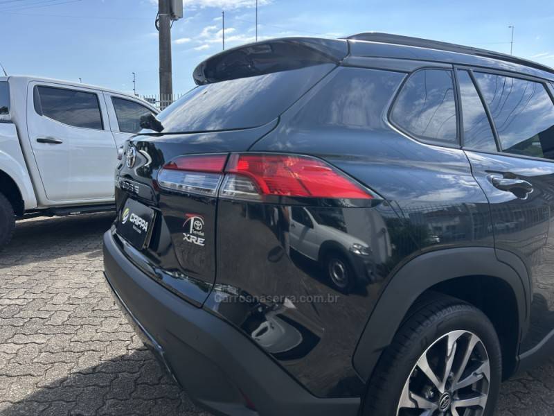 TOYOTA - COROLLA - 2022/2023 - Preta - R$ 145.000,00