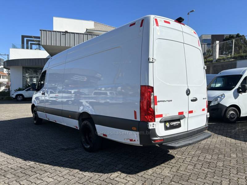 MERCEDES-BENZ - SPRINTER - 2021/2022 - Branca - Sob Consulta
