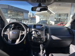FORD - RANGER - 2014/2014 - Prata - R$ 115.000,00