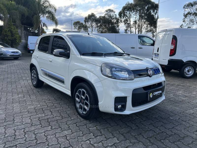 FIAT - UNO - 2016/2016 - Branca - Sob Consulta
