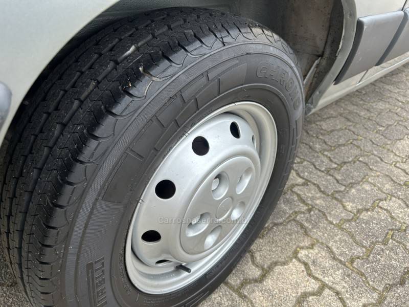 FIAT - DUCATO - 2012/2013 - Prata - R$ 105.000,00