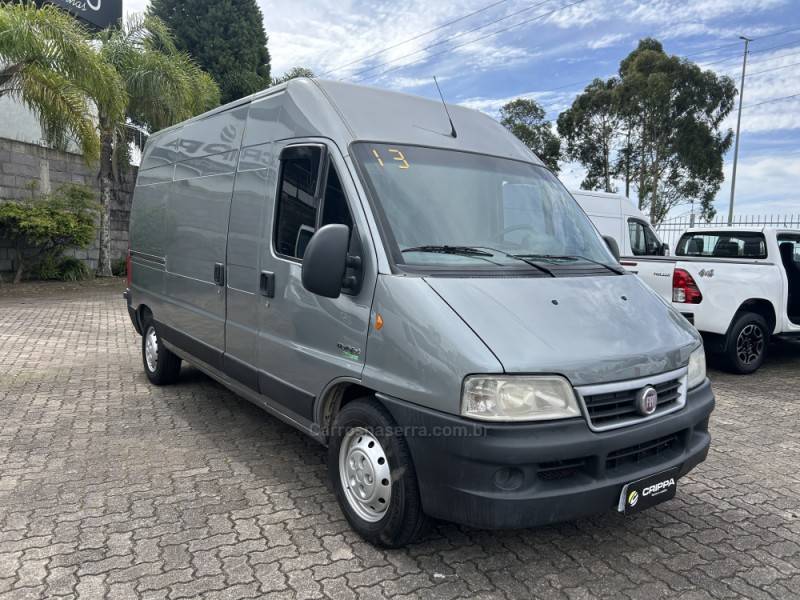 FIAT - DUCATO - 2012/2013 - Prata - R$ 105.000,00