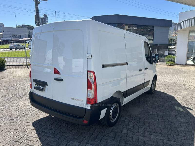 RENAULT - MASTER - 2019/2020 - Branca - R$ 157.000,00