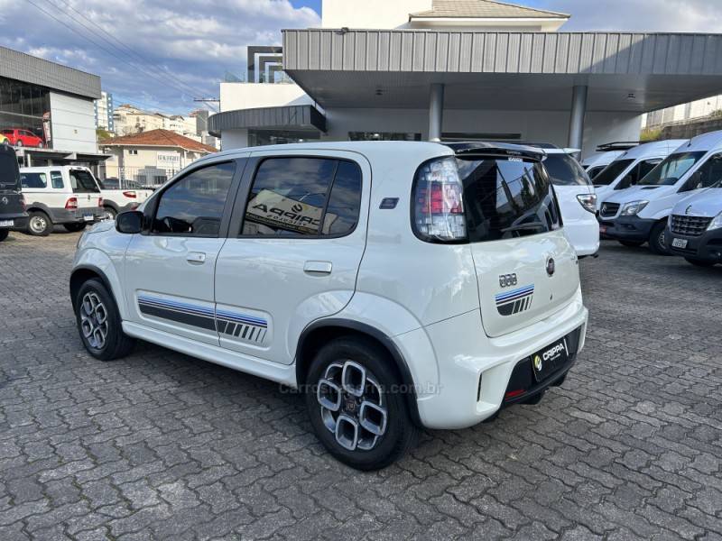 FIAT - UNO - 2016/2016 - Branca - Sob Consulta