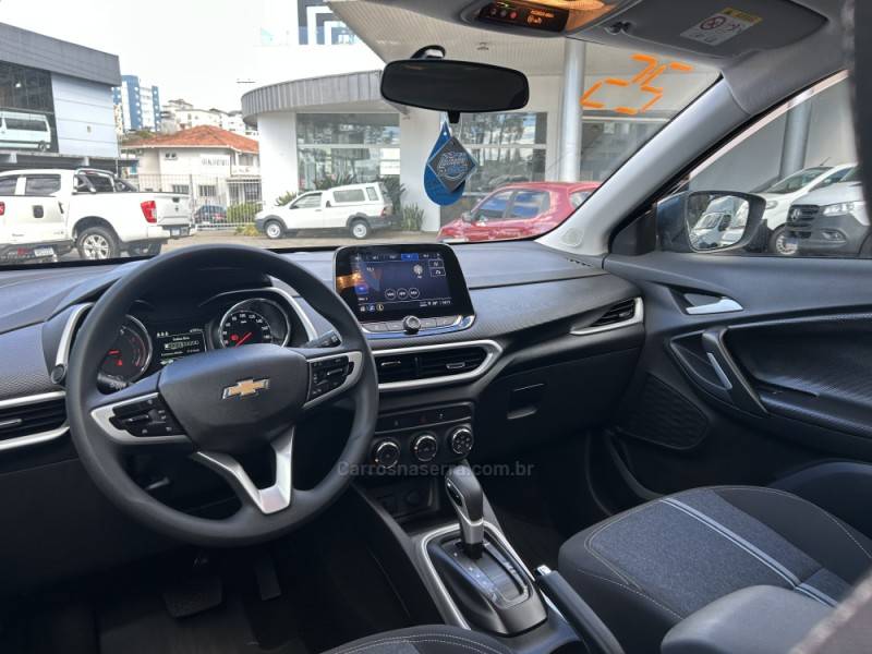 CHEVROLET - TRACKER - 2024/2025 - Bege - R$ 115.000,00