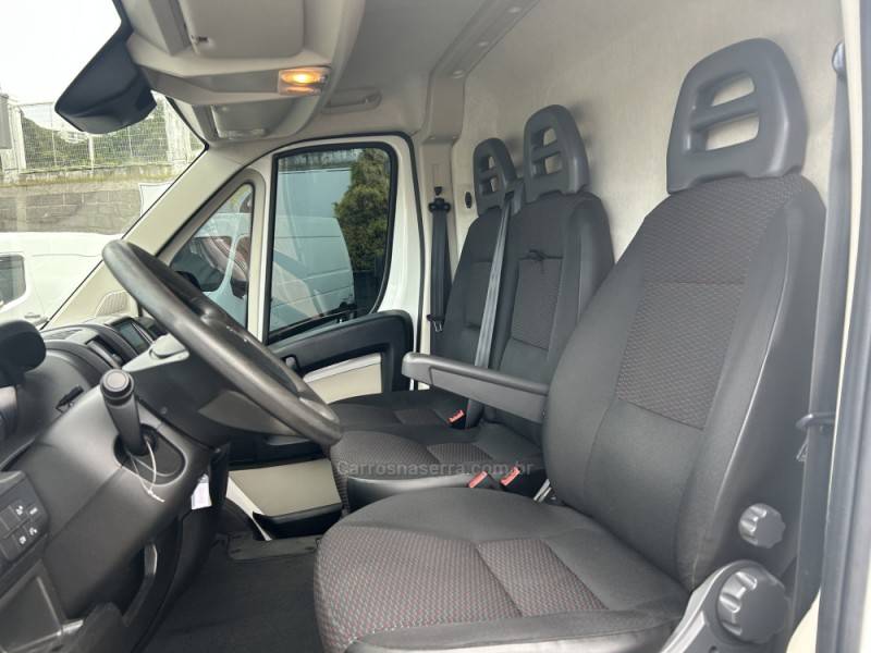 PEUGEOT - BOXER - 2019/2020 - Branca - R$ 147.000,00