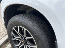 CHEVROLET - S10 - 2022/2022 - Branca - R$ 135.000,00