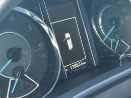 TOYOTA - HILUX SW4 - 2016/2017 - Preta - R$ 220.000,00