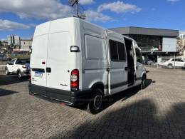 RENAULT - MASTER - 2010/2011 - Branca - R$ 105.000,00