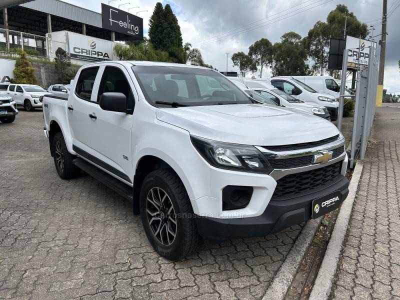 CHEVROLET - S10 - 2022/2022 - Branca - R$ 135.000,00