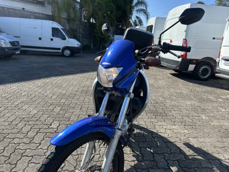 HONDA - NX4 FALCON - 2006/2006 - Azul - R$ 16.900,00
