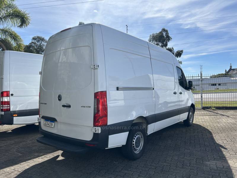 MERCEDES-BENZ - SPRINTER - 2021/2022 - Branca - R$ 230.000,00