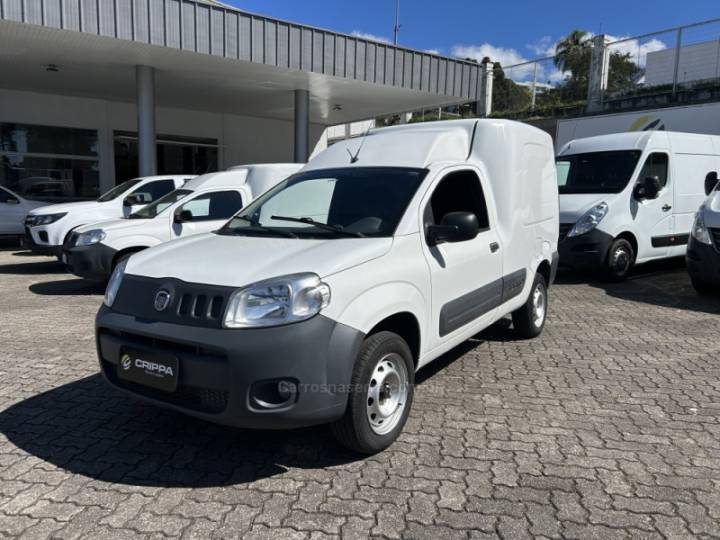 FIAT - FIORINO - 2016/2017 - Branca - R$ 65.000,00