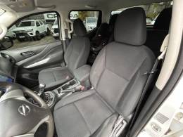 NISSAN - FRONTIER - 2021/2022 - Branca - R$ 140.000,00