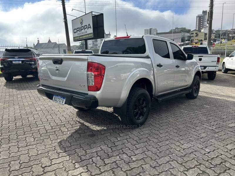 NISSAN - FRONTIER - 2019/2020 - Prata - R$ 117.000,00