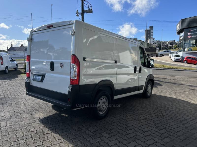 FIAT - DUCATO - 2020/2021 - Branca - R$ 170.000,00