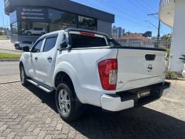 NISSAN - FRONTIER - 2022/2022 - Branca - R$ 168.000,00