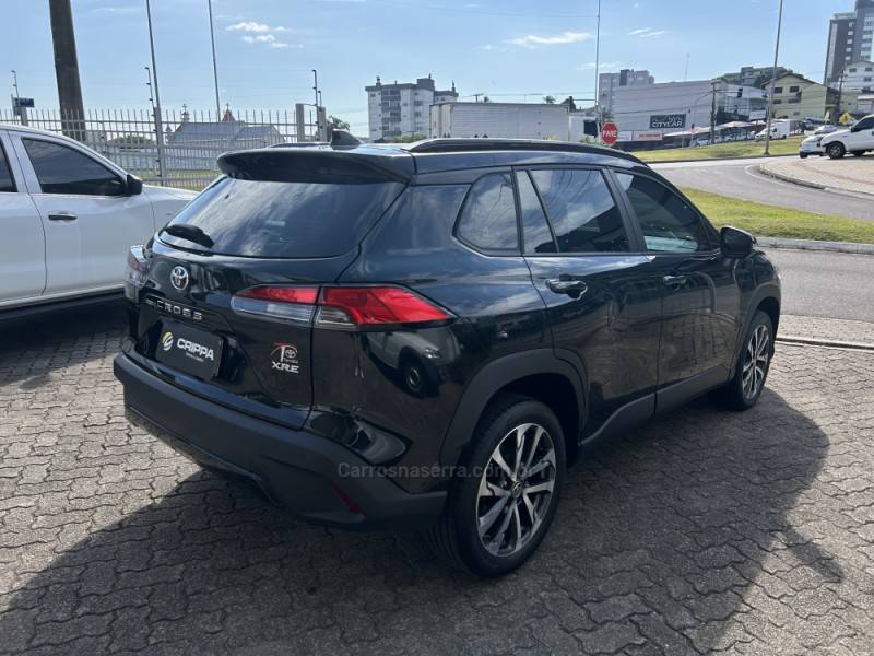 TOYOTA - COROLLA - 2022/2023 - Preta - R$ 145.000,00