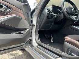 BMW - 320I - 2022/2023 - Cinza - R$ 280.000,00